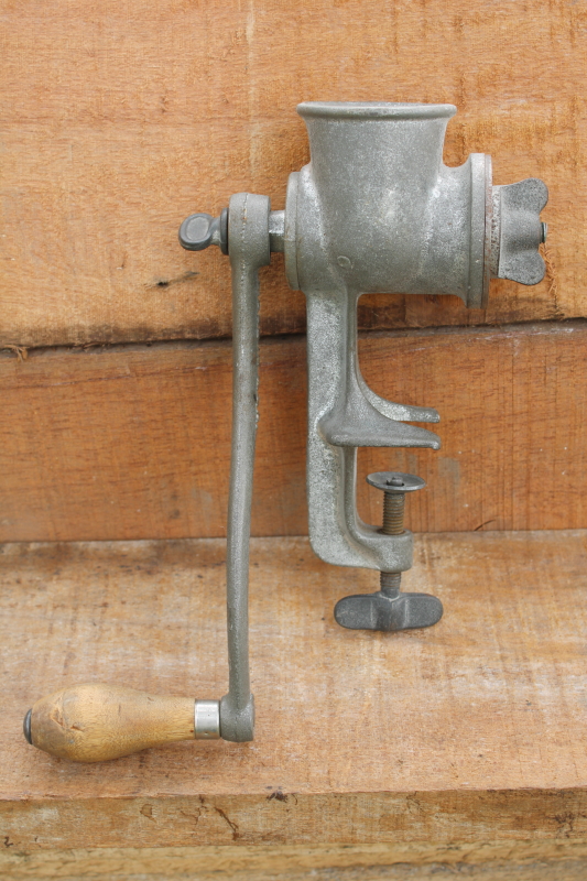 photo of vintage Maid of Honor cast iron meat grinder food chopper, hand crank kitchen tool  #2