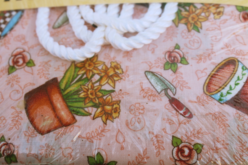 photo of vintage Mary Engelbreit Cranston print cotton fabric kit w/ 1 yd each two prints #3