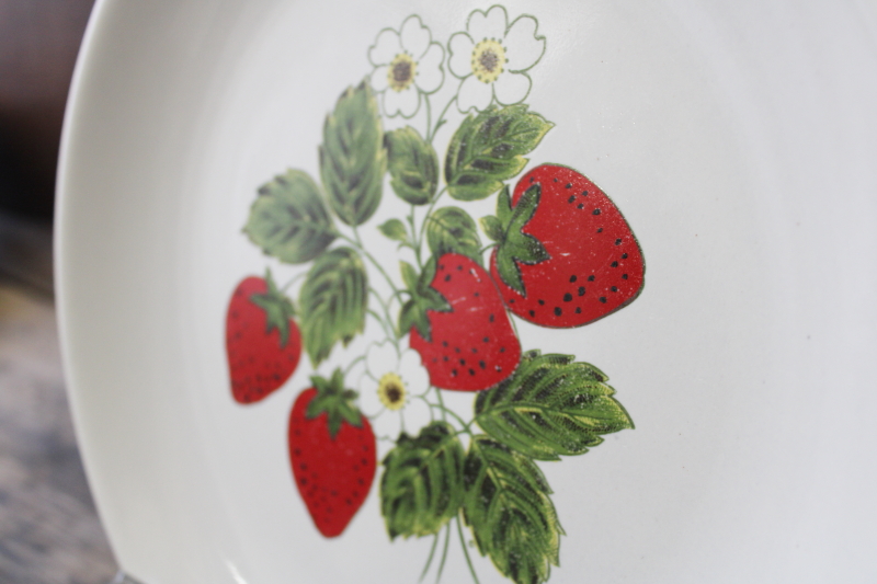 photo of vintage McCoy pottery Strawberry Country red strawberries dinner plate #2