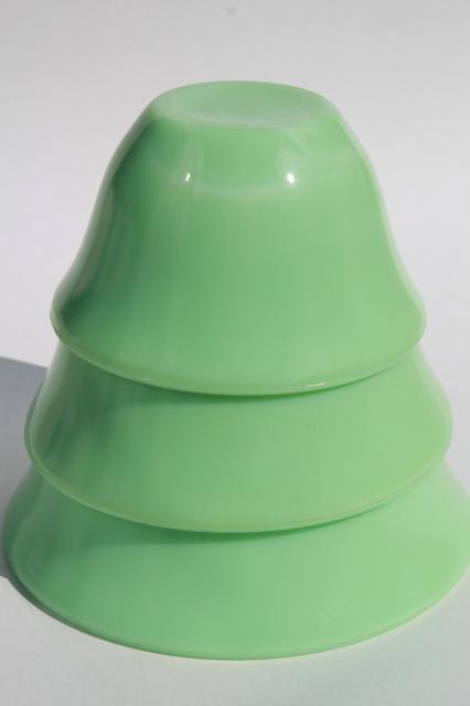 photo of vintage McKee jadite green jadeite glass mixing bowls nesting bowl stack #5
