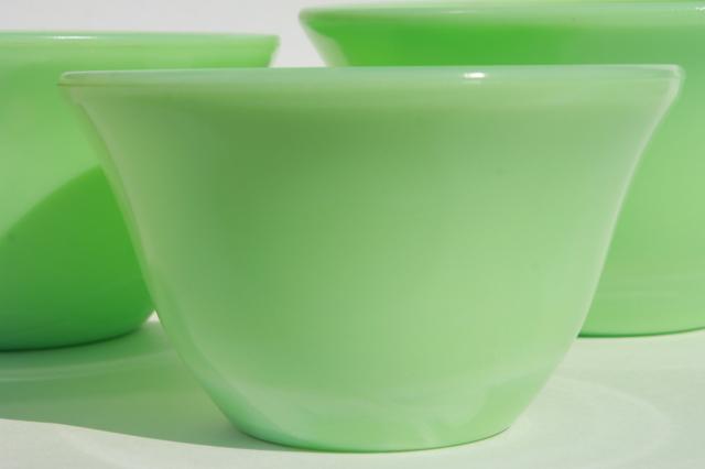 photo of vintage McKee jadite green jadeite glass mixing bowls nesting bowl stack #6