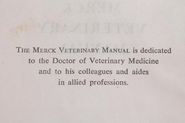 photo of vintage Merck Manual medical book, 2nd edition Merck Veterinary Manual 1961 #5