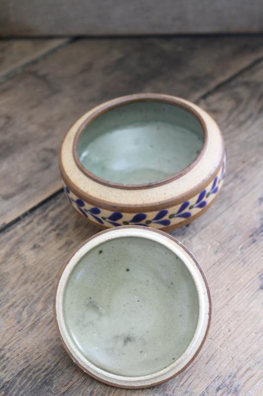 photo of vintage Mexican Tonala pottery smoke set, tobacco jar & ashtray, hand painted in Mexico #3