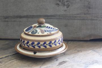 catalog photo of vintage Mexican Tonala pottery smoke set, tobacco jar & ashtray, hand painted in Mexico