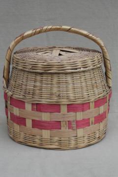 catalog photo of vintage Mexican basket w/ lid - picnic hamper or covered basket for sewing & knitting 