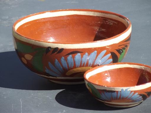 photo of vintage Mexican pottery bowls, hand-painted chips and salsa bowl set #1