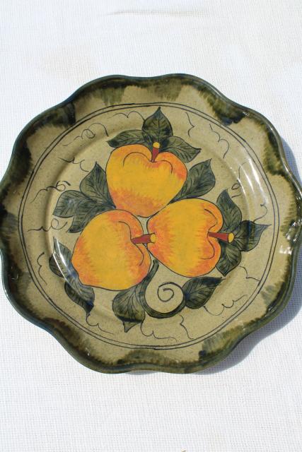 photo of vintage Mexican pottery charger plate or tray, gold apples on green Castillo Mexico #1