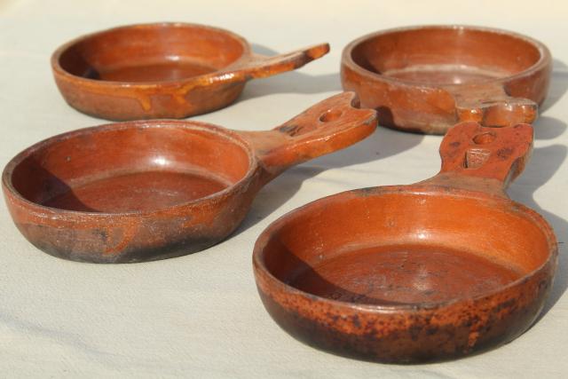 photo of vintage Mexican pottery pots, rustic terracotta clay pans in nesting sizes #3