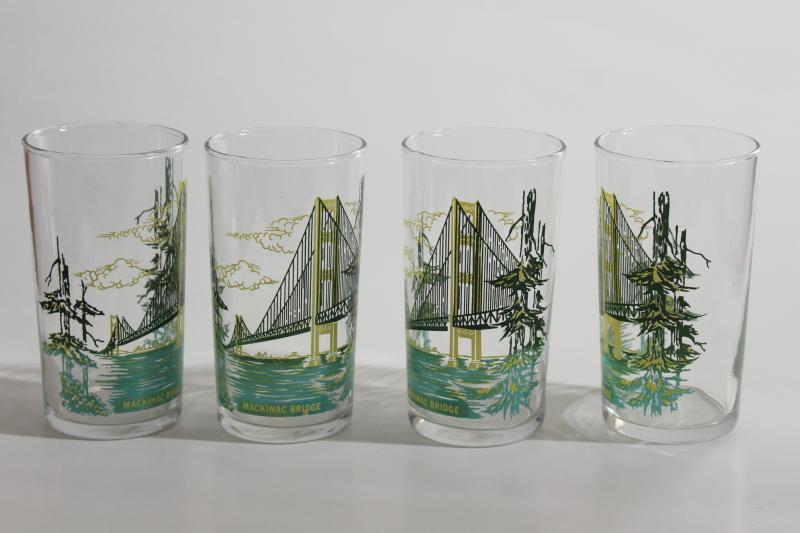 photo of vintage Michigan souvenir drinking glasses, Mackinac Island bridge print tumblers #1