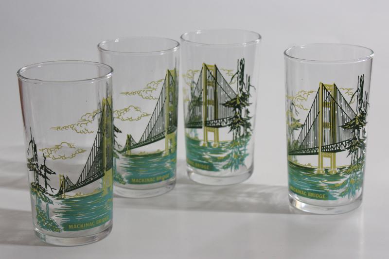 photo of vintage Michigan souvenir drinking glasses, Mackinac Island bridge print tumblers #6