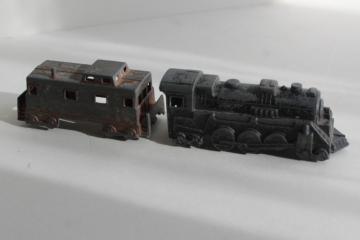 catalog photo of vintage Midgetoys Rockford Illinois die cast metal Midge toy train engine & caboose