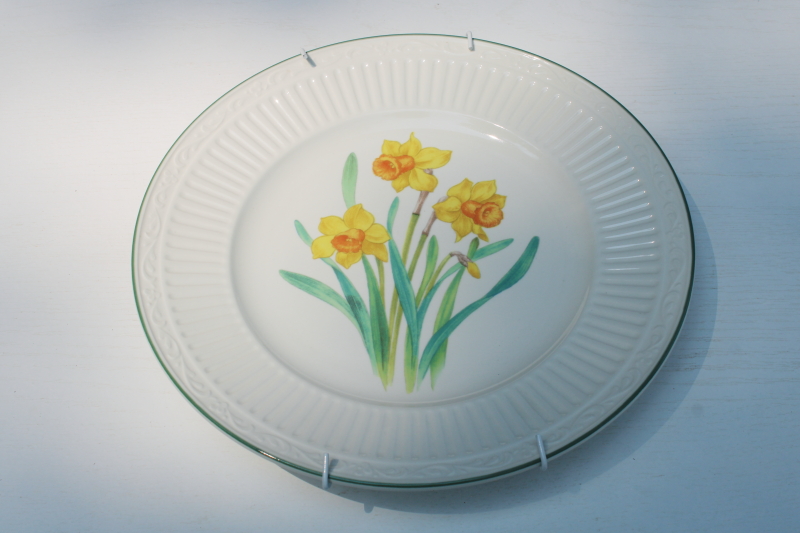 photo of vintage Mikasa Italian Countryside daffodil floral salad plate, spring decor w/ wire plate hanger  #1