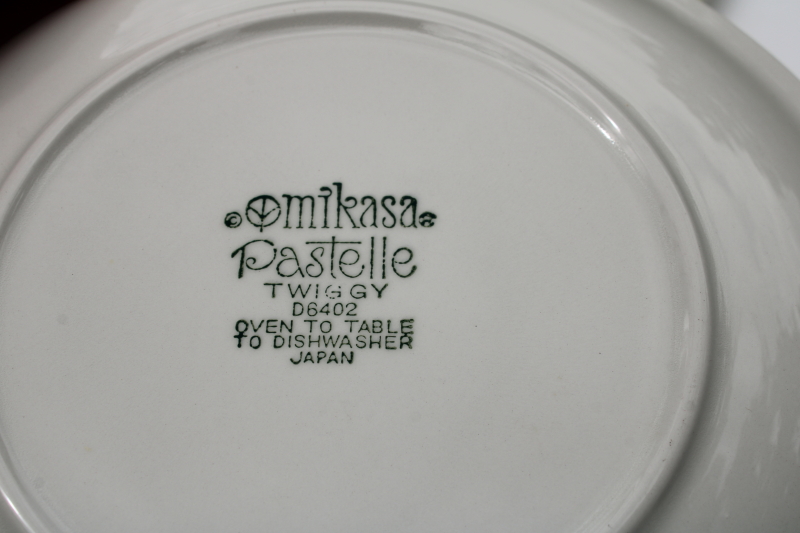 photo of vintage Mikasa salad or dessert plates Twiggy mod flowers pattern purple & olive green  #3