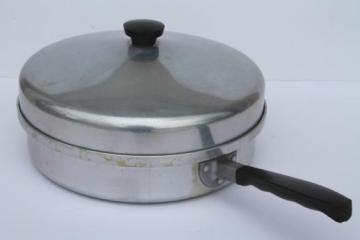 catalog photo of vintage Montgomery Ward Waterless cookware, 2 qt skillet chicken fryer frying pan w/ lid
