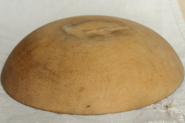 photo of vintage Munising big wood salad bowl, primitive old rustic wooden dough bowl #6