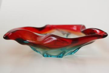 catalog photo of vintage Murano glass bowl, trinket dish or ashtray, fire & ice colors flame red shaded to aqua glass 