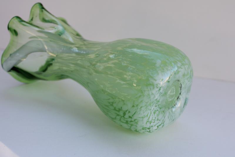 photo of vintage Murano hand blown glass vase, pale jade green w/ white #3