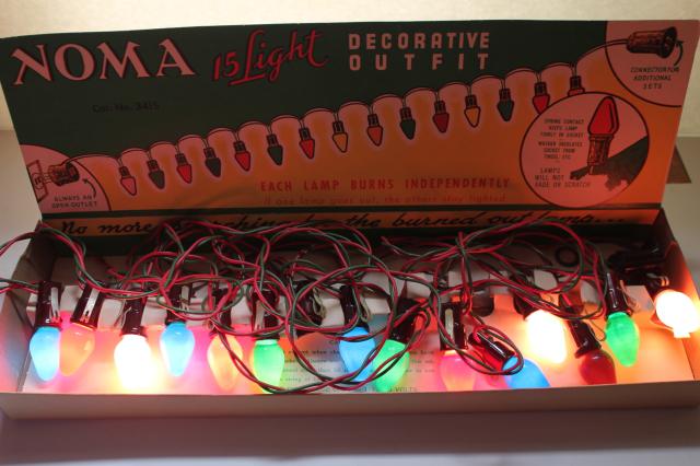 photo of vintage NOMA Christmas lights in original boxes, a tree full of working lights! #8