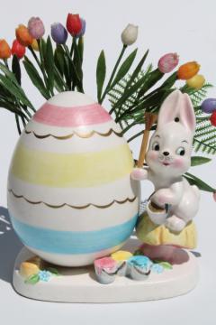 catalog photo of vintage Napco hand-painted china planter, Easter egg & bunny rabbit holiday vase