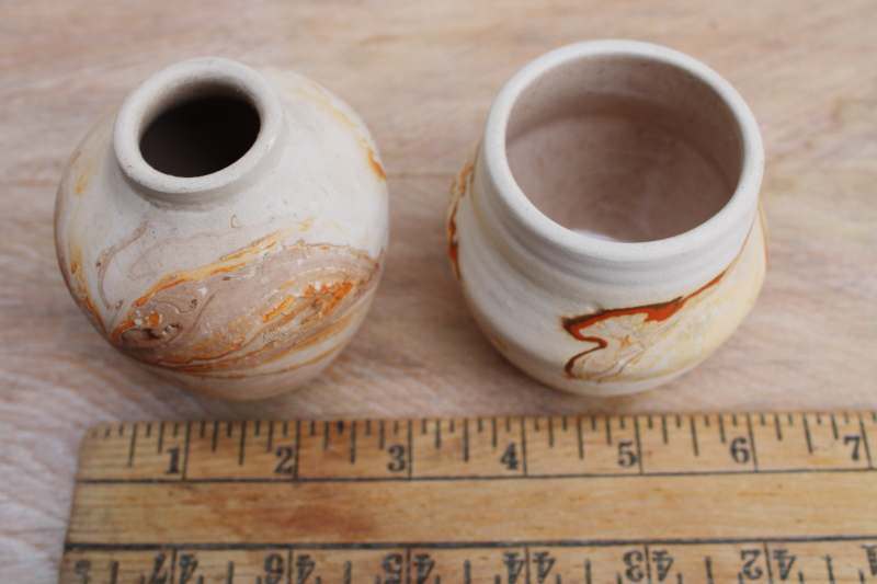 photo of vintage Nemaji pottery, tiny pots or vases w/ orange swirl marbled color #4