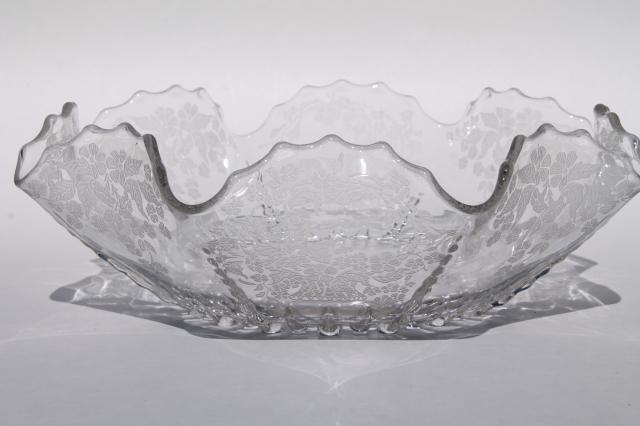 photo of vintage New Martinsville Radiance crystal clear glass bowl w/ flower basket etch #1