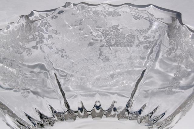 photo of vintage New Martinsville Radiance crystal clear glass bowl w/ flower basket etch #6