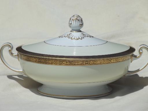 photo of vintage Noritake Goldkin encrusted gold band china, round covered bowl #1