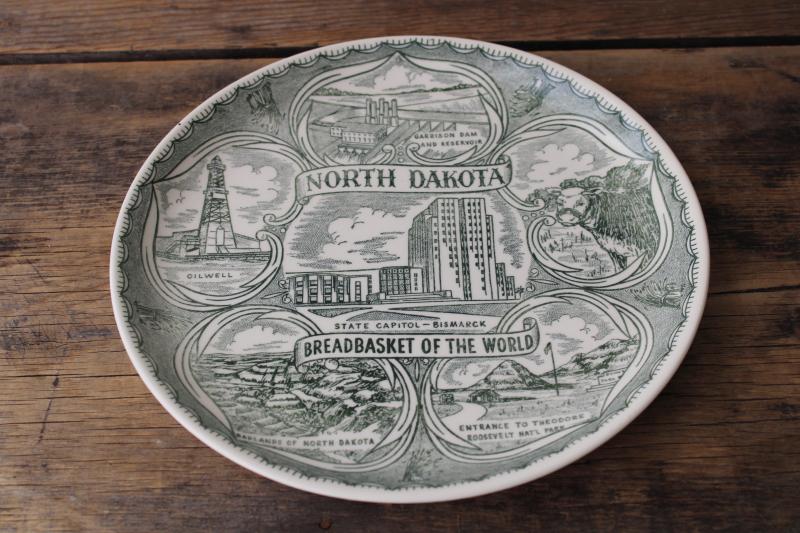 photo of vintage North Dakota souvenir plate green & white print map, tourist vacation spots #1