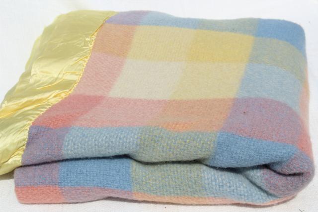 photo of vintage North Star pure wool bed blanket, candy colors pastel checked plaid #1