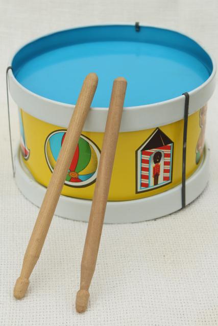 photo of vintage Ohio Art tin toy drum, litho print metal marching band drummer boy drum #8