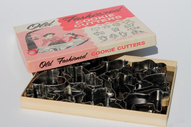 photo of vintage Old Fashioned Cookie Cutters in original box, small cookie / canape cutters #1