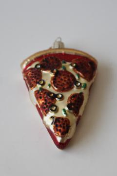 catalog photo of vintage Old World Christmas hand blown glass ornament, slice of pizza 