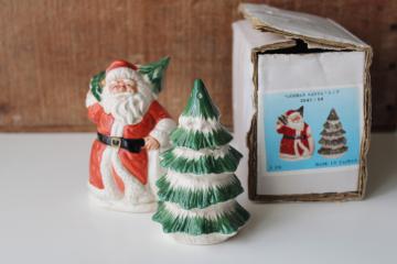 catalog photo of vintage Omnibus Fitz & Floyd ceramic S&P shakers, German Santa & Christmas tree