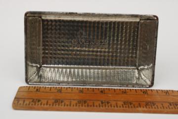 catalog photo of vintage Ovenex waffle weave texture metal baking pan for mini bread loaf 