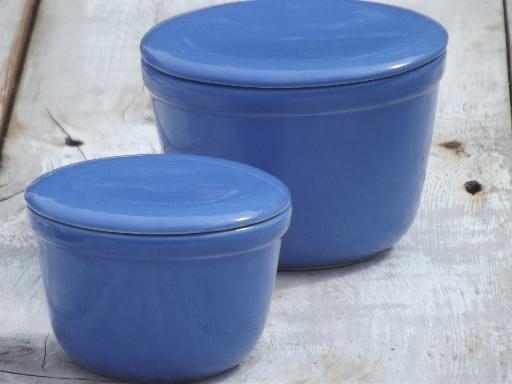 photo of vintage Oxfordware pottery fridge boxes, set of covered bowls in cornish blue #2