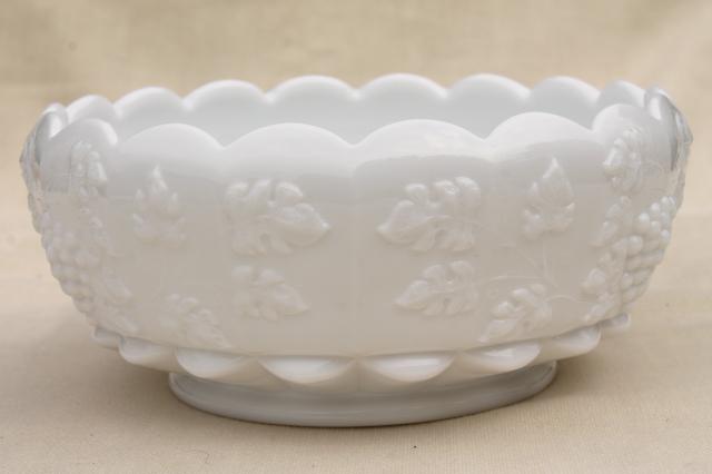 photo of vintage Paneled Grape pattern milk glass, footed bowl w/ WG Westmoreland mark  #2