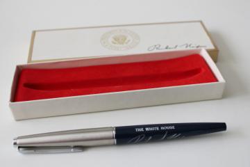 catalog photo of vintage Parker ballpoint pen, Richard Nixon The White House print signature & seal