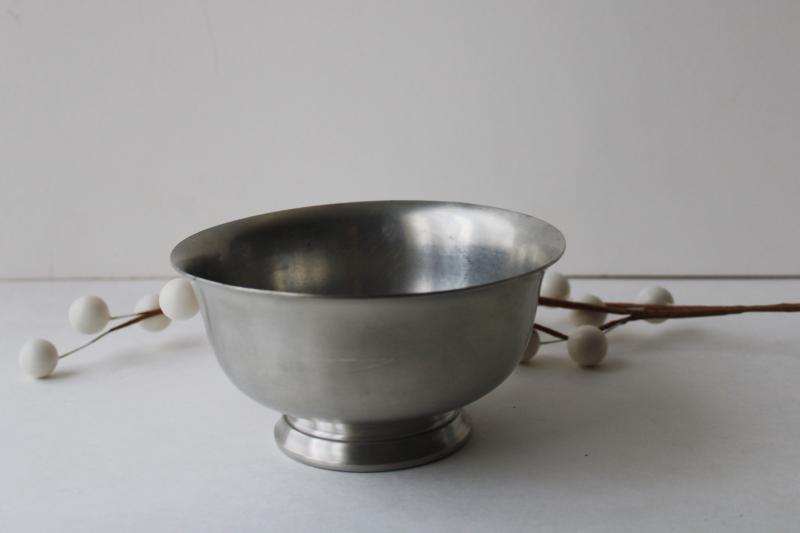 photo of vintage Paul Revere reproduction bowl, vintage pewter bowl traditional colonial style #1