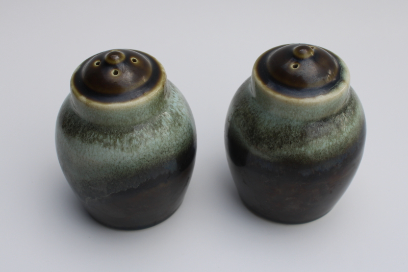 photo of vintage Pfaltzgraff Gourmet copper green drip glaze pottery salt & pepper shakers set #1