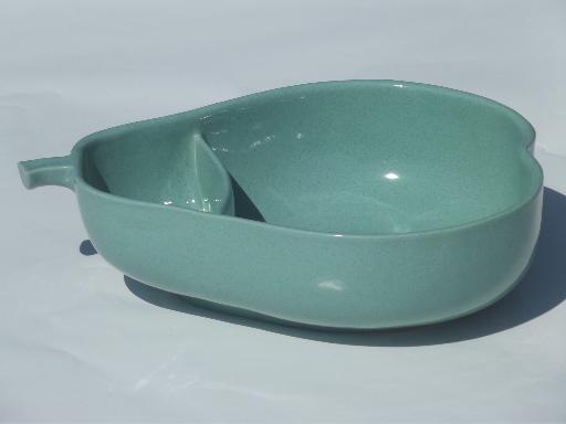 photo of vintage Pfaltzgraff keystone pottery fruit bowl, large pear shaped dish  #4