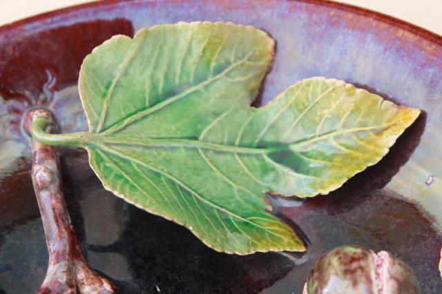 photo of vintage Portugal pottery majolica, hand painted ceramic plate w/ life sized figs #2