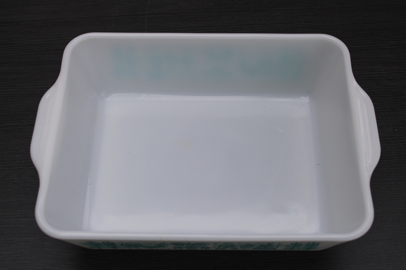 photo of vintage Pyrex Amish butterprint large refrigerator dish 0503 white w/ turquoise pattern clear lid #10