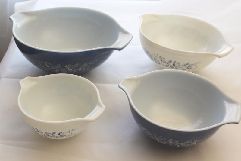 photo of vintage Pyrex Cinderella bowls, four bowl stack Colonial Mist blue & white flowers #5