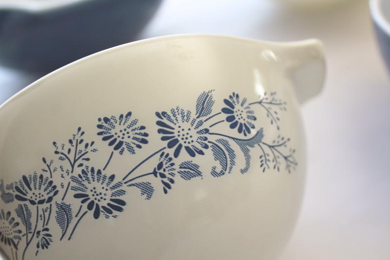 photo of vintage Pyrex Cinderella bowls, four bowl stack Colonial Mist blue & white flowers #13