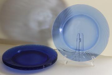 catalog photo of vintage Pyrex Festiva cobalt blue glass charger plates set of four