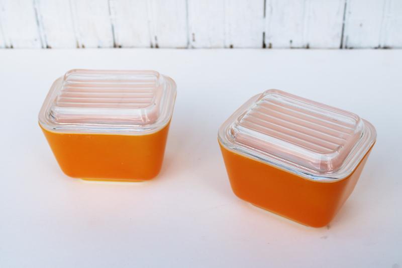 photo of vintage Pyrex ORANGE fridge boxes refrigerator containers w/ clear glass lids #7