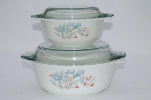 photo of vintage Pyrex blue iris mixing bowl mix & bake casseroles w/ clear glass lids #1