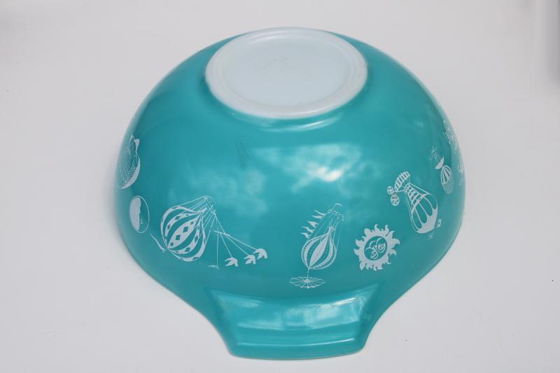 photo of vintage Pyrex hot air balloons promotional, turquoise & white print 444 bowl for chips #6