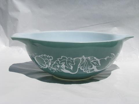 photo of vintage Pyrex kitchen glass mixing bowl, teal green w/ fruit salad pattern #1