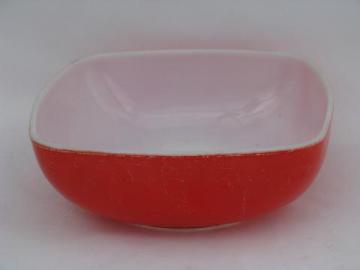 catalog photo of vintage Pyrex kitchen glass, primary red salad bowl, square shape